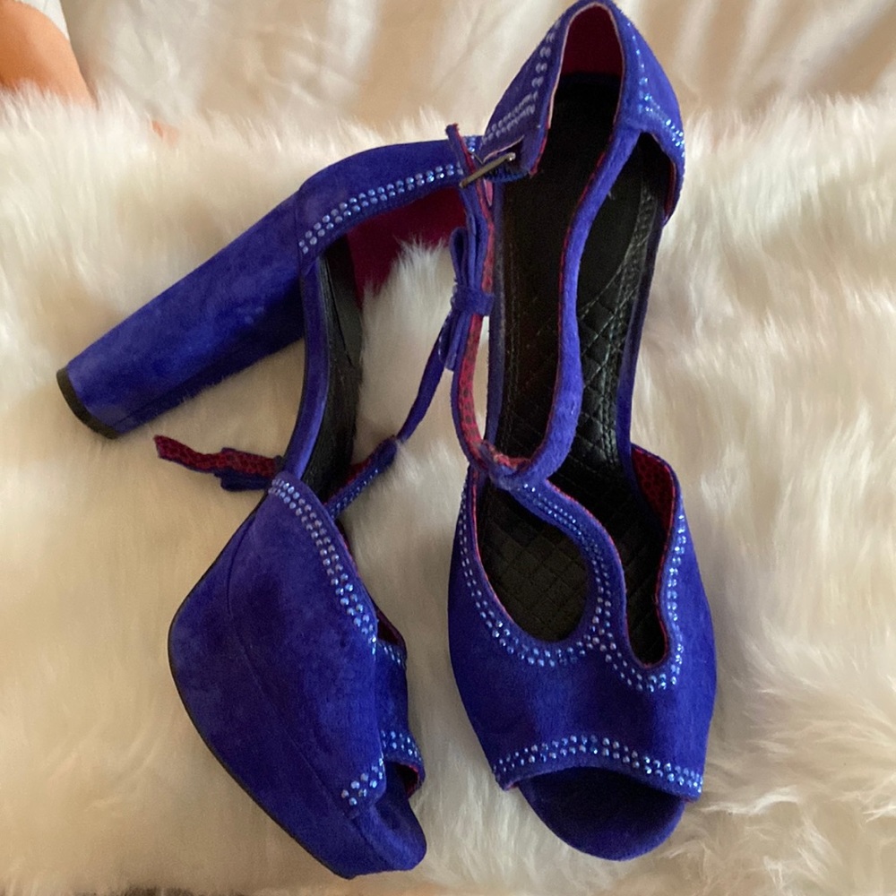 Gianni Bini Blue Suede Heel
